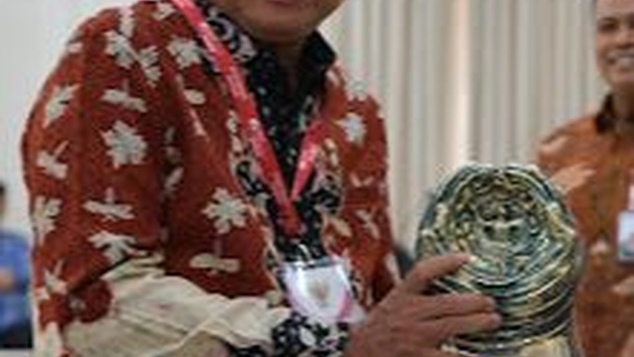 Untuk Keempat Kalinya, Gubernur Olly Raih Paritrana Award 2023
