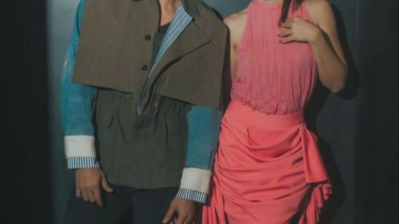 Curi Perhatian Saat Catwalk, 8 Foto Hot Wulan Guritno di Event Fashion Show Harry Halim!