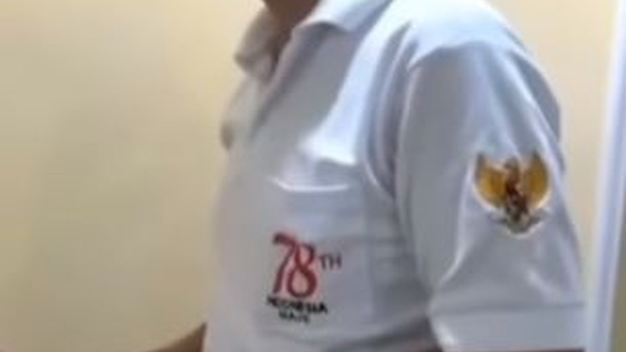 Wow! Sosok Kepala Desa Pamer Uang Pecahan Rp100 ribu Sebanyak 5 Kardus Ucap Terima Kasih ke Pemberi, Ternyata untuk Ini
