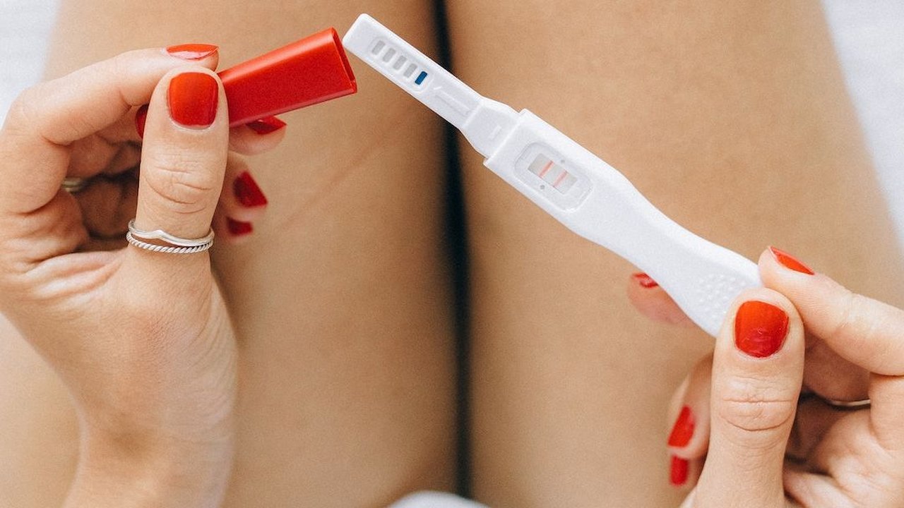 Ini Cara Penggunaan Test Pack Kehamilan yang Benar demi Hasil yang Akurat