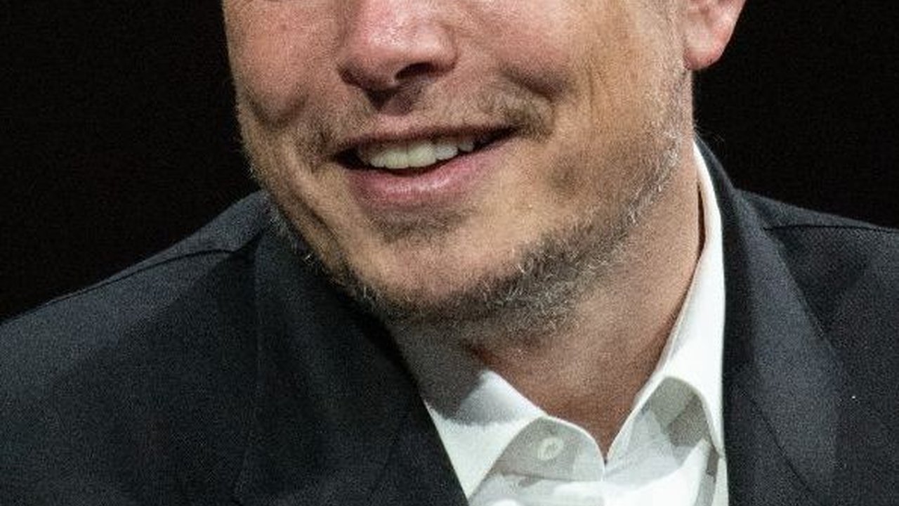 Kekayaan Elon Musk Hilang Rp254 Triliun Hanya Dalam Satu Hari, Kok Bisa?