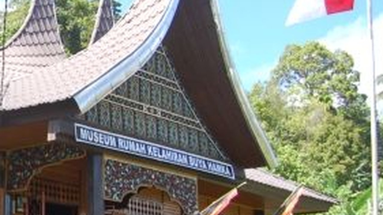 Mengunjungi Museum Rumah Kelahiran Buya Hamka di Sumatra Barat, Ada Koleksi Tulisan Semasa Hidup