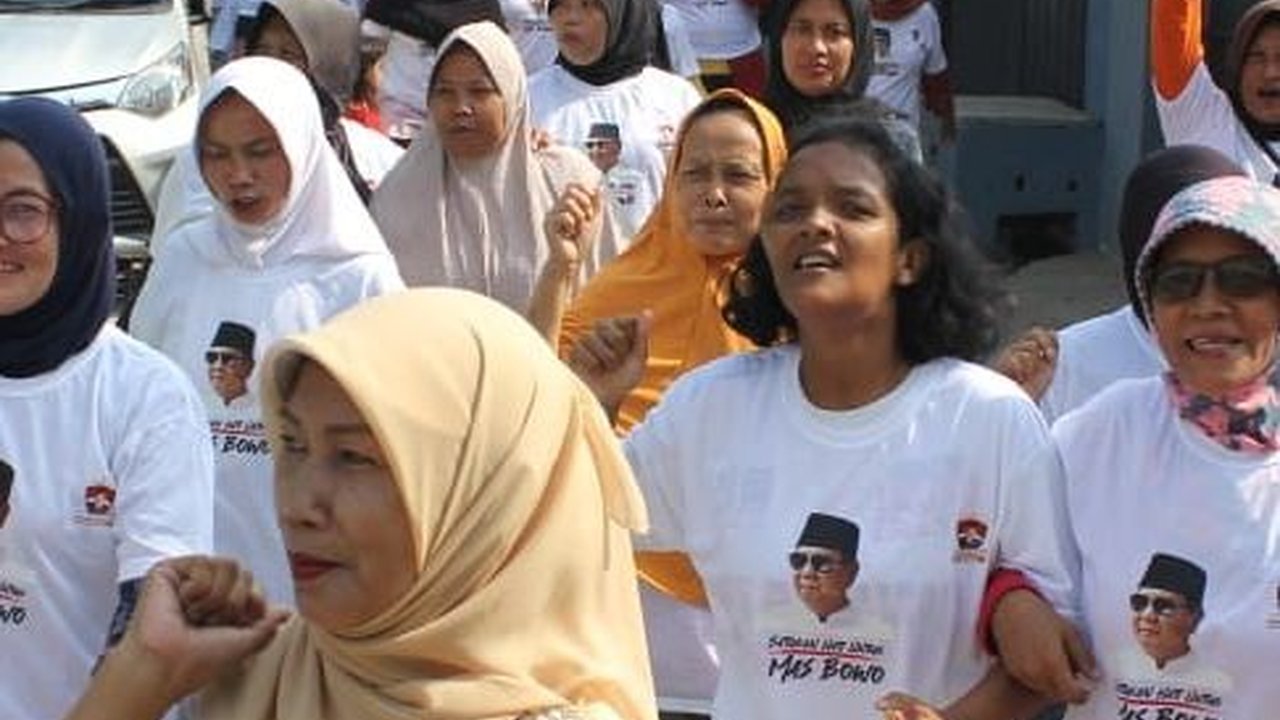 Antusias Ratusan Warga Pondok Kacang Bar Jalan Santai Bareng Relawan Prabowo