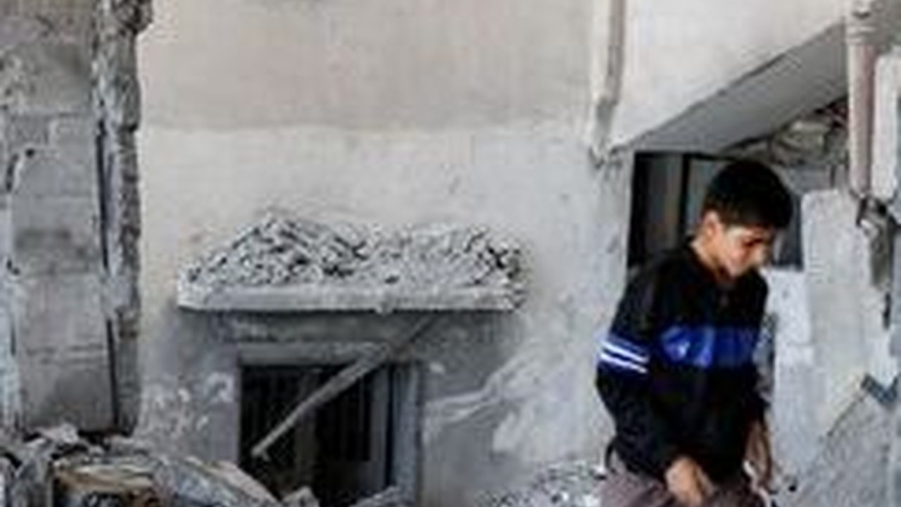 Tak Hanya di Gaza, Israel Juga Bom Masjid di Tepi Barat