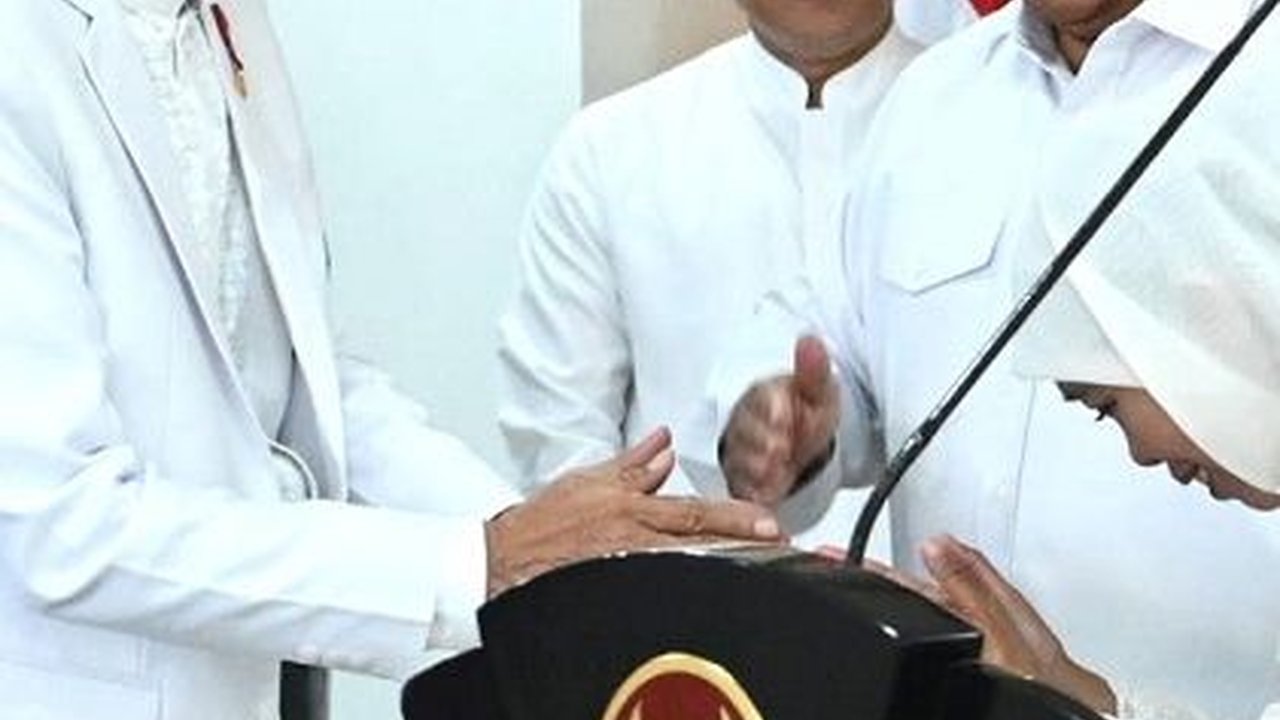 VIDEO: Jokowi Restui Gibran Cawapres Prabowo Orangtua Tugasnya Mendoakan