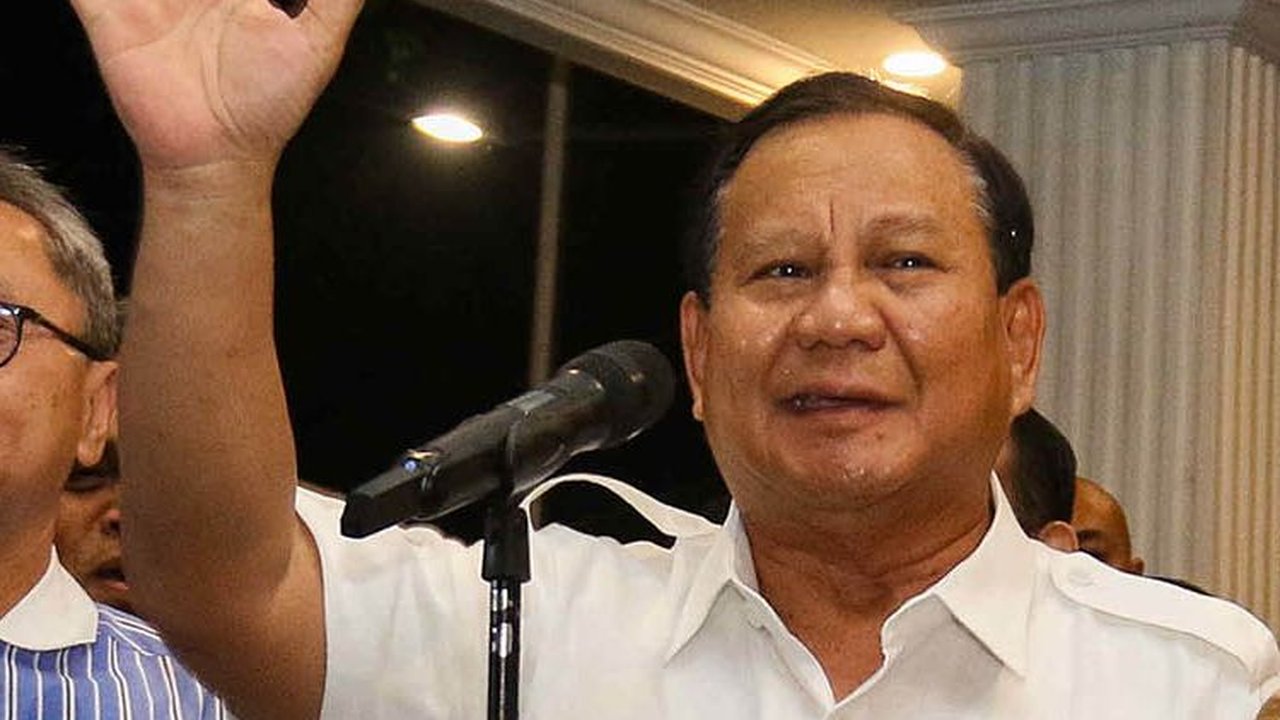 VIDEO: Detik-Detik Prabowo Resmi Umumkan Gibran Jadi Cawapres