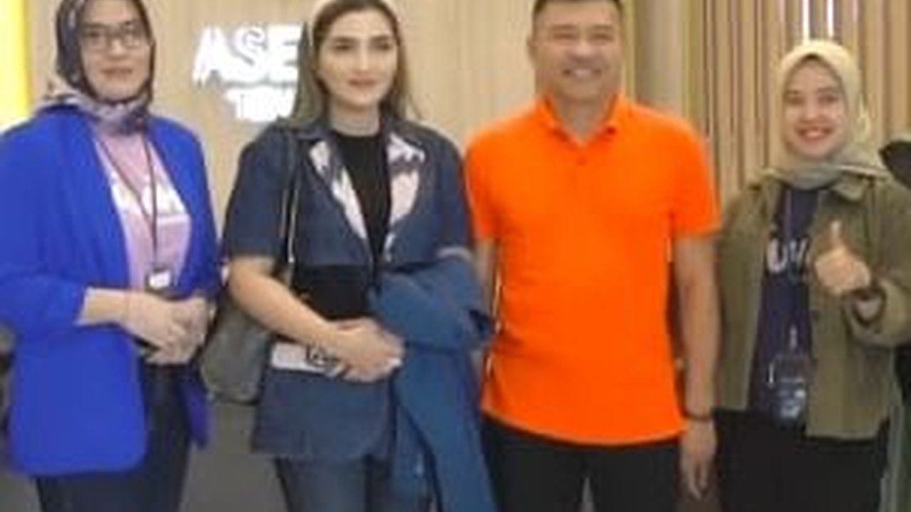 Potret Ashanty Kuliah Offline Perdana di Unair, Disambut Hangat Dosen Sampai Mahasiswa