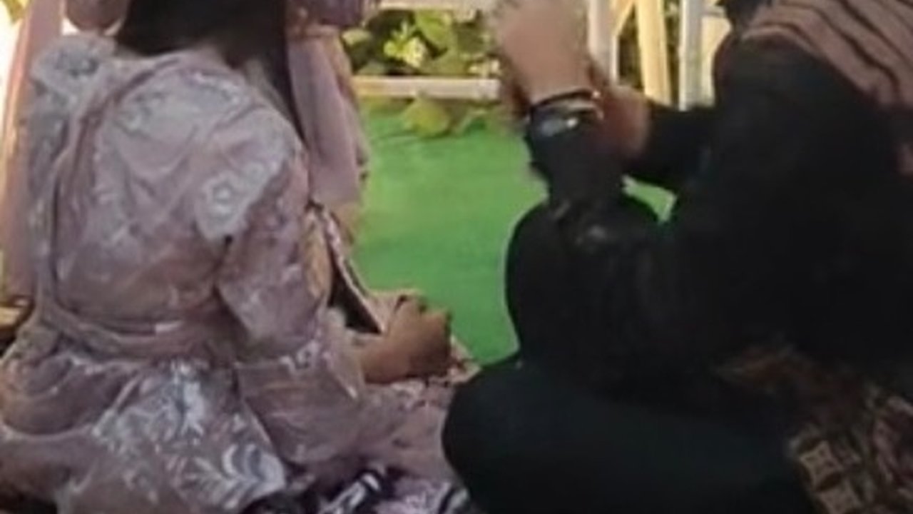 Viral Momen Seorang Anak Menangis saat Ada Pria Minta Izin Menikahi Ibunya, Warganet Ikut Terharu