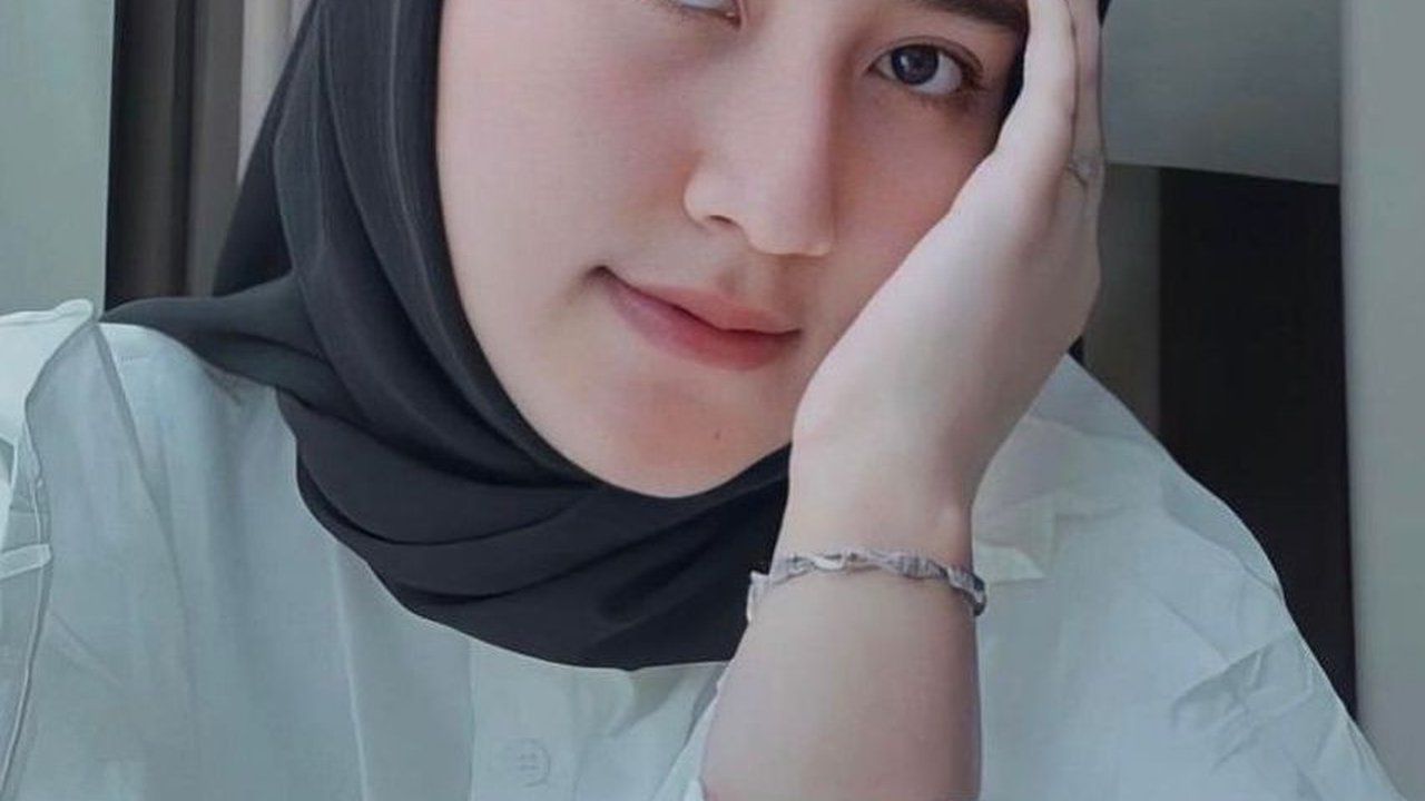 Potret Cantik Bripda Kirana Pakai Hijab Hiitam,  Pesona Bidadarinya Bikin Meleleh