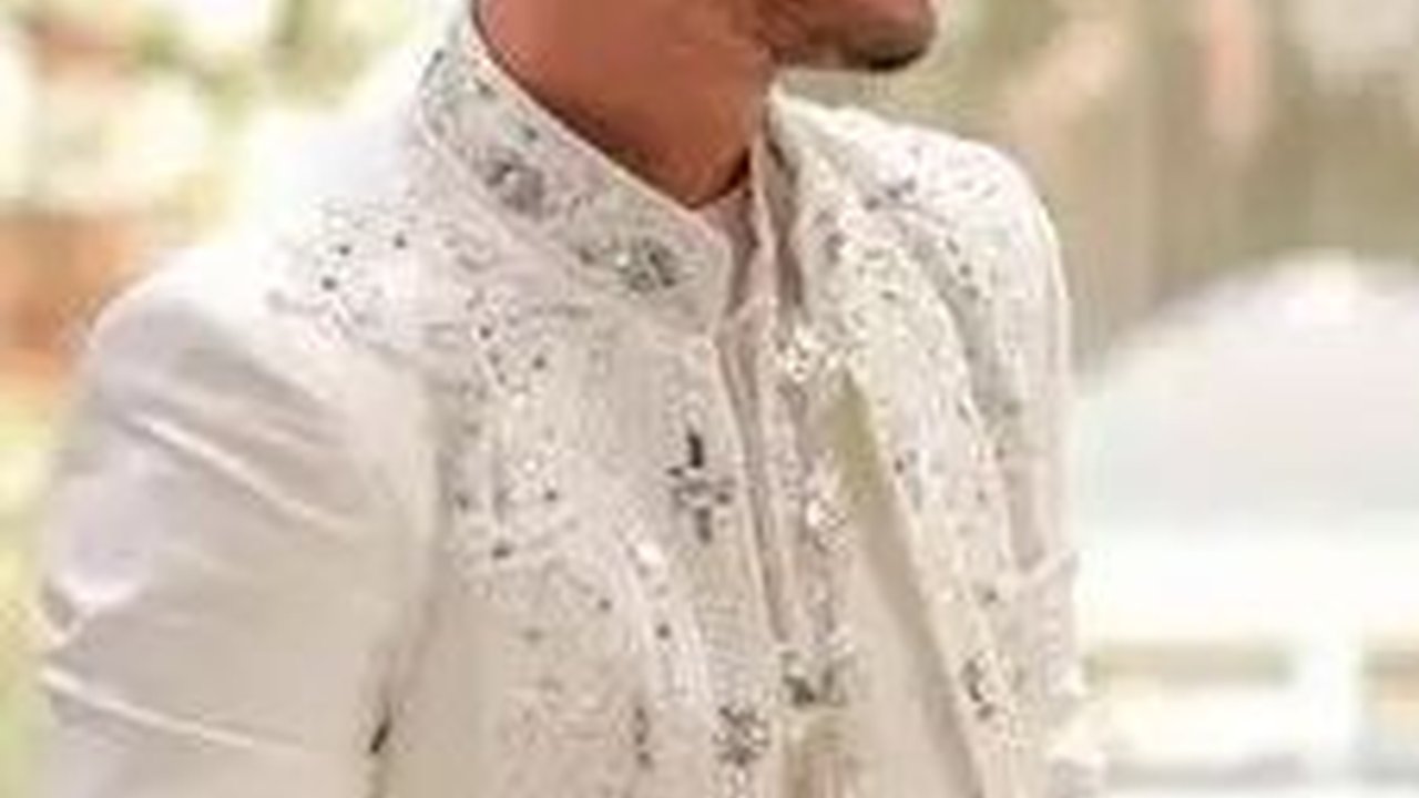 8 Foto Pernikahan Mewah Yusuf Averoes Sungkar dan Dhea Anastasya