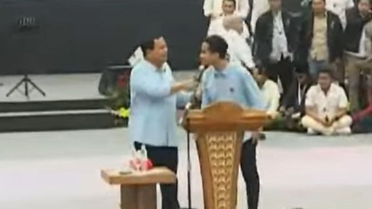 Prabowo Puji Gibran usai Pamer Janji dan Program: Paten Enggak Wakil Presiden Kita?