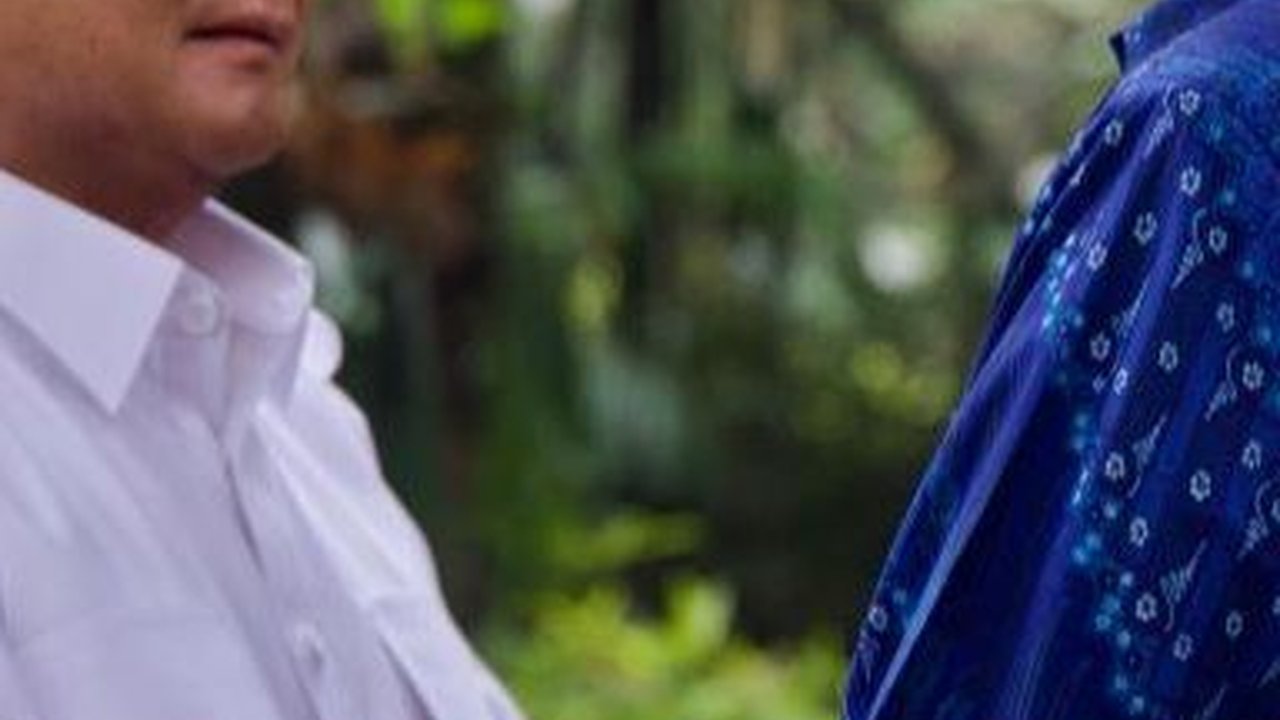 VIDEO: Prabowo Hormat Gagah Temui SBY Pagi-Pagi Jelang Daftar ke KPU Bareng Gibran