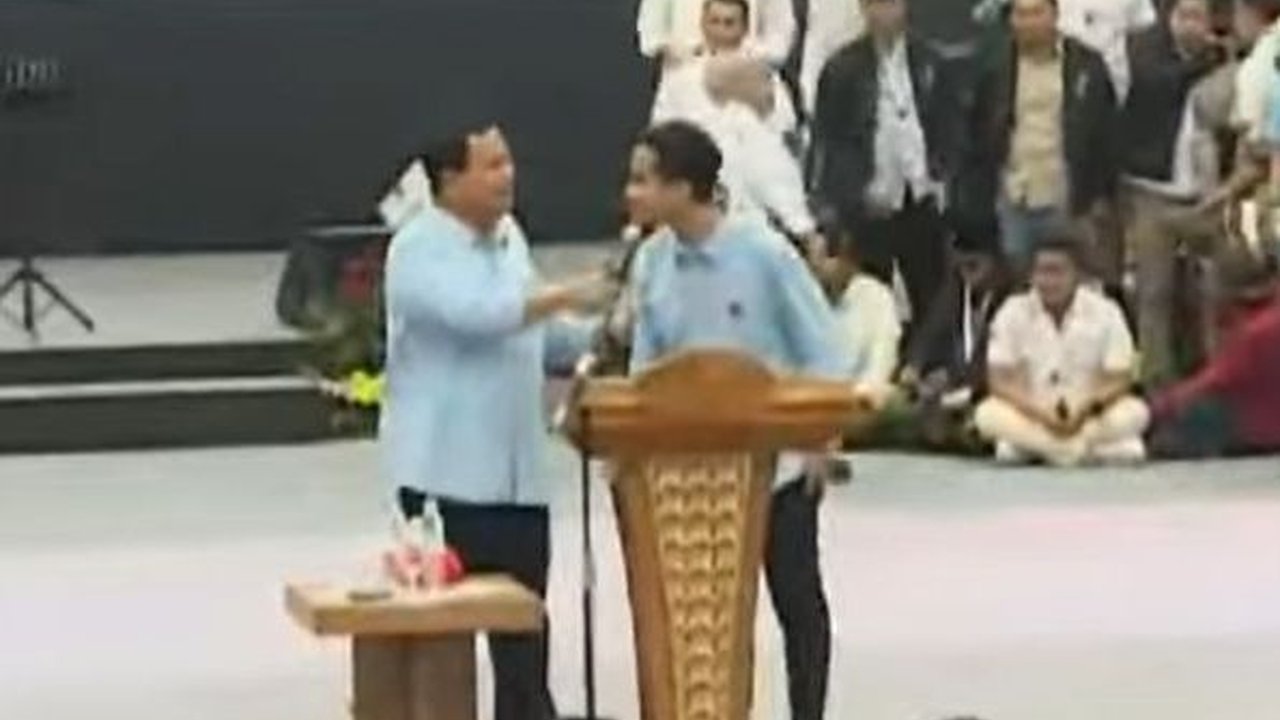 VIDEO: Prabowo Terkejut Ke Gibran 