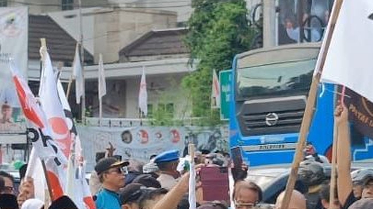 VIDEO: Pengakuan Simpatisan PDIP Dukung Cawapres Gibran Kawal Pendaftaran ke KPU