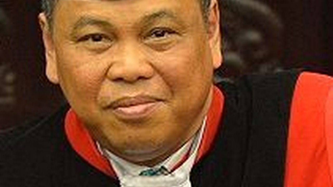 Berpakaian Serba Hitam, Arief Hidayat: Saya Berkabung di MK Baru Terjadi Prahara