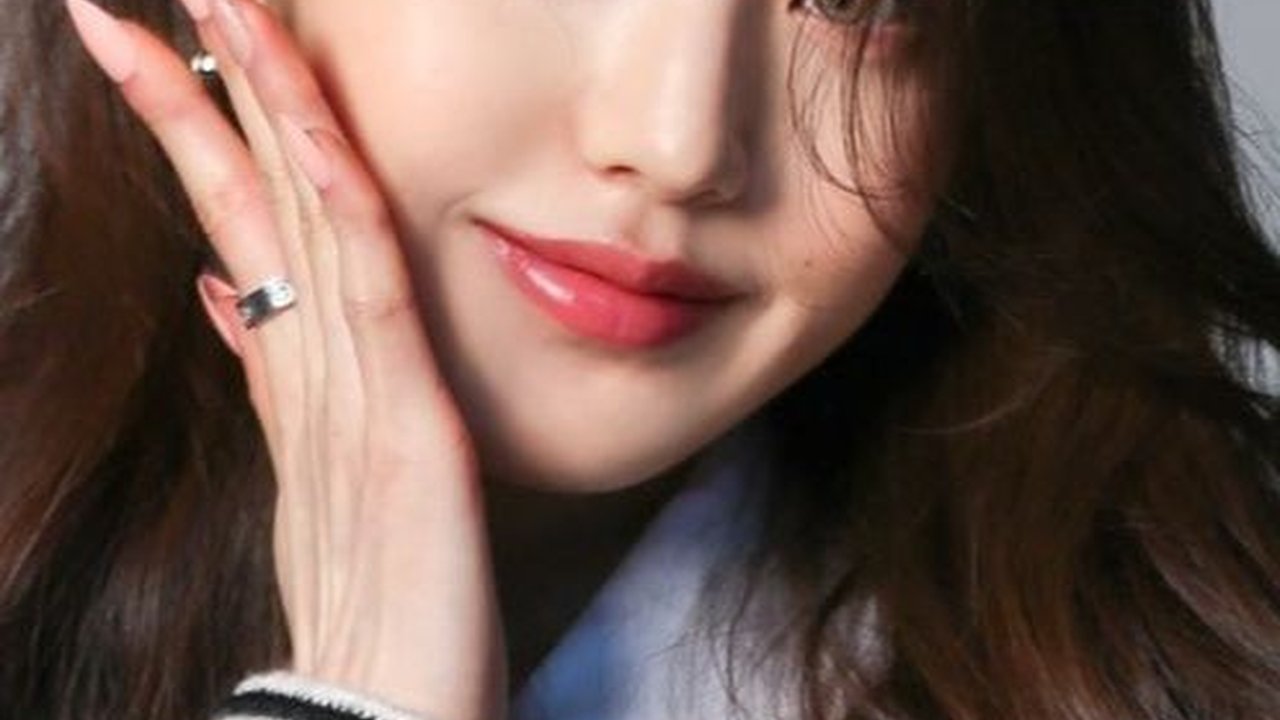 Tutorial Makeup Contour Wonyoung IVE yang Bikin Glowing Natural