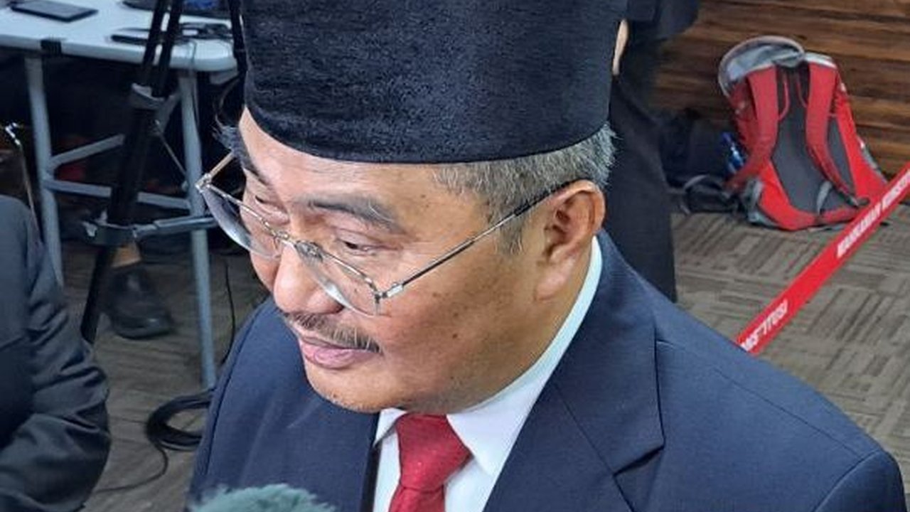 Jimly Asshiddiqie Pimpin Sidang Dugaan Hakim MK Langgar Etik, Singgung Akal Sehat Dikalahkan Akal Bulus dan Fulus