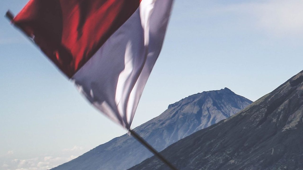 29 Pantun Hari Sumpah Pemuda, Inspiratif dan Penuh Semangat Juang