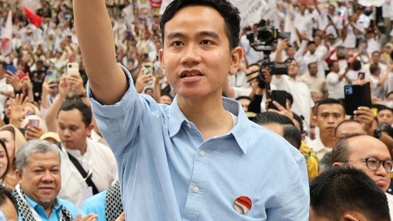Hasto PDIP Bocorkan Partai Gibran Berikutnya: Semula Merah Berubah Kuning