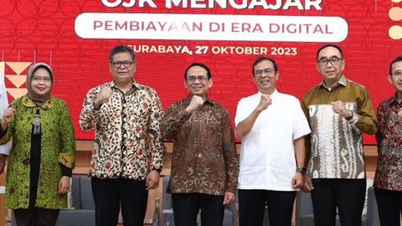 OJK Mengajar Hadir di Universitas Airlangga, Bahas Pembiayaan di Era Digital Bagi Generasi Muda