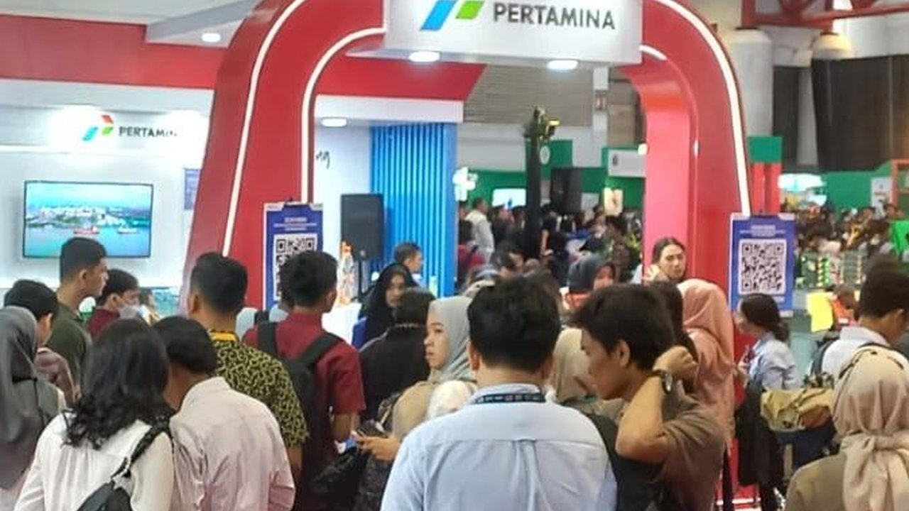 Ribuan Pencari Kerja Padati Job Fair Nasional Kemnaker