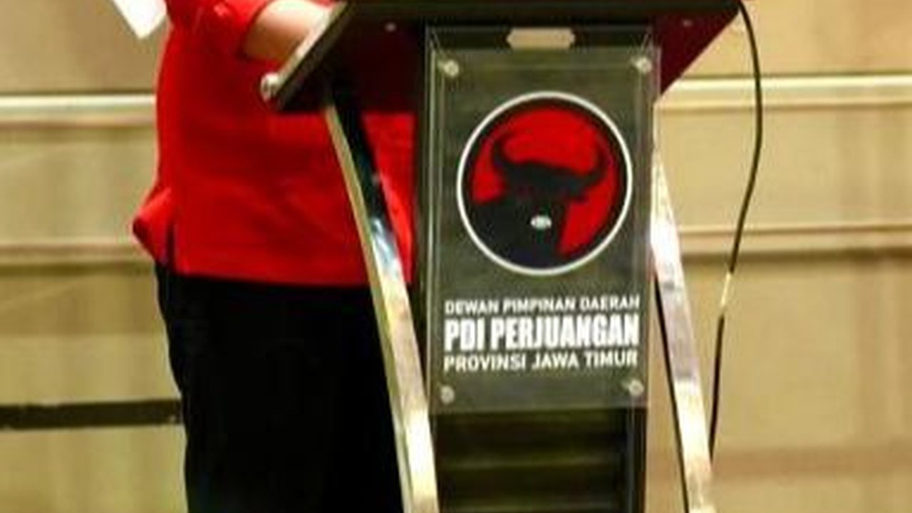 Hasto: PDIP Mencintai Jokowi dan Keluarga, Namun Kami Ditinggalkan