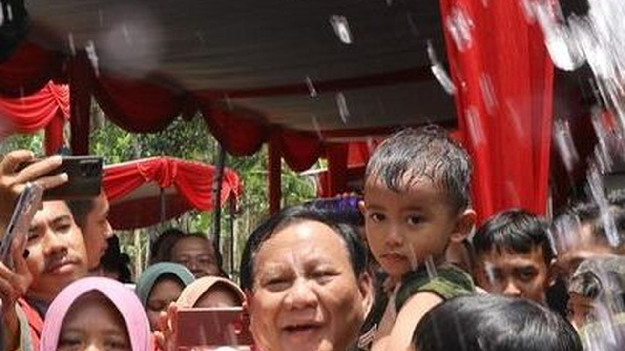 Atasi Kekeringan, Menhan Prabowo Berikan Bantuan 16 Titik Sumur Bor di Jateng