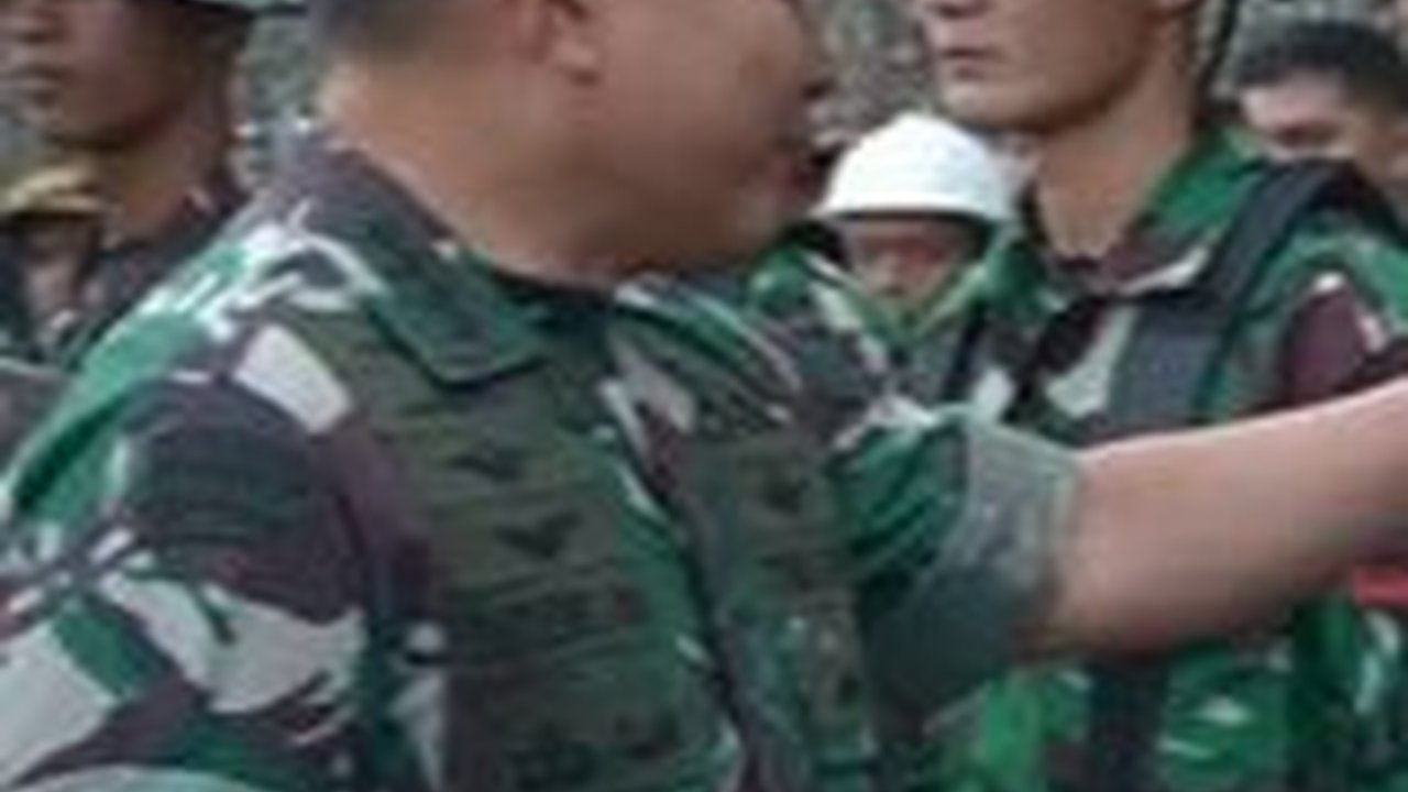 Babinsa ini Langsung Naik Pangkat jadi Peltu Usai Dompetnya Dicek Kasad Dudung