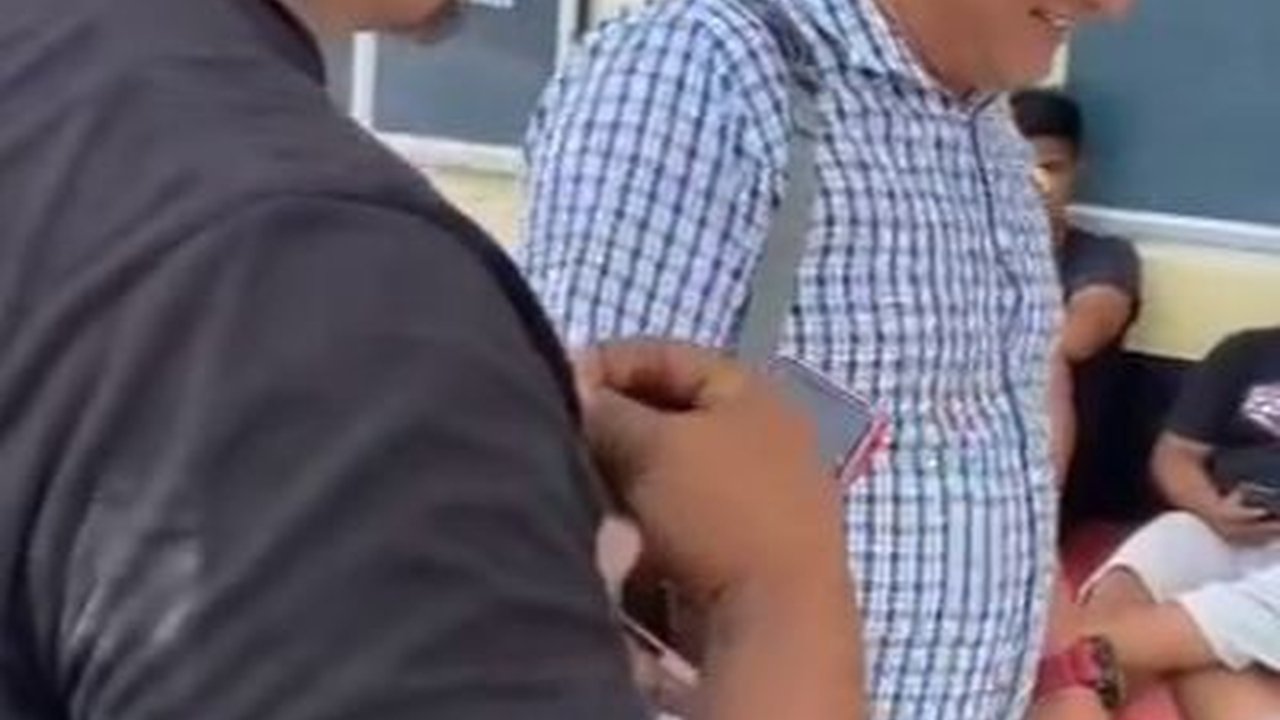 Di Depan Anggota, Seorang Ayah Larang Anaknya jadi Polisi 'Karena Bapaknya Selalu jadi Korban'