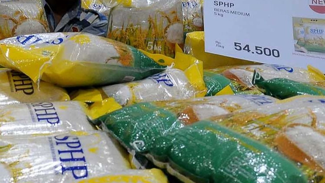 Kini Masyarakat Beli Beras Dibatasi Maksimal 15 Kg per Transaksi, Sampai Kapan?
