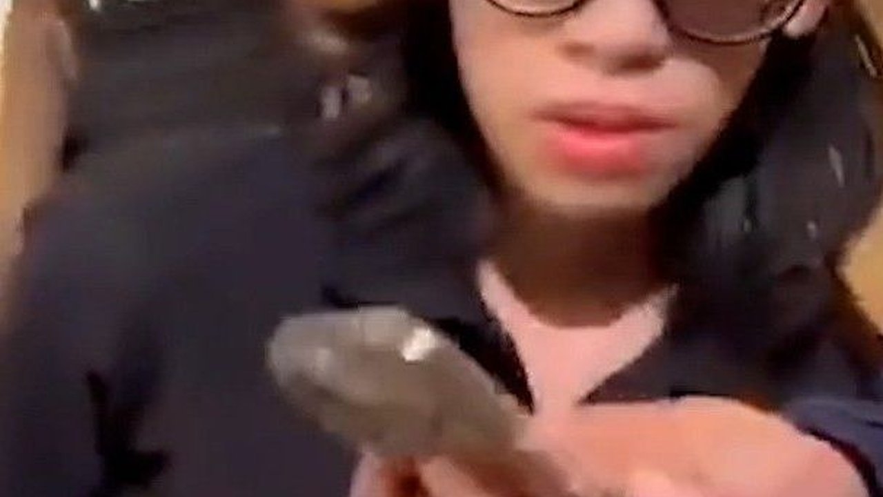 Remaja 14 Tahun Lepaskan Tembakan di Mal Bangkok, Empat Orang Tewas