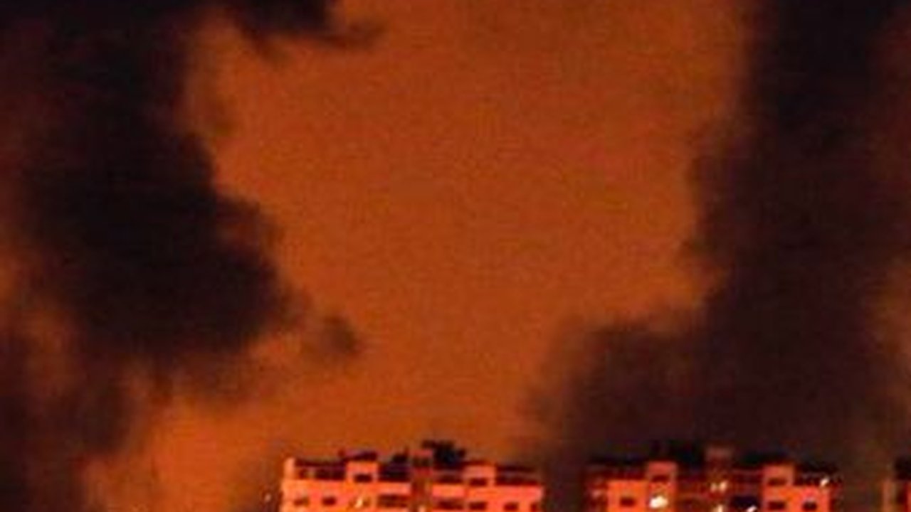 Israel Bom Daerah Dekat RS Al-Quds di Gaza, Ancam Petugas Medis, Pasien, dan Pengungsi Agar Segera Evakuasi