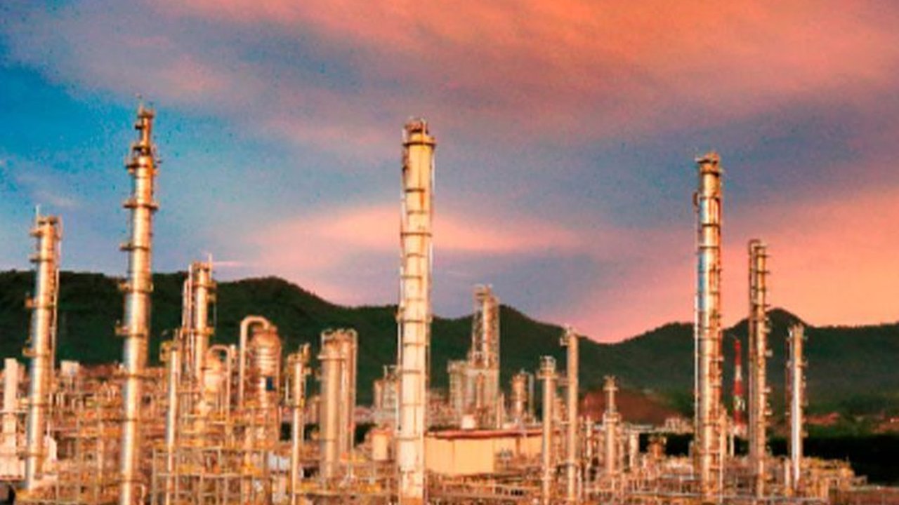 Chandra Asri Bakal Pasok Kaustik Soda ke Inalum untuk Produksi Baterai Kendaraan Listrik