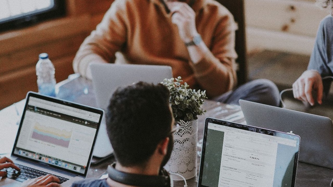 10 Cara Menghilangkan Kantuk saat Bekerja dengan Ampuh, Lakukan Hal Ini