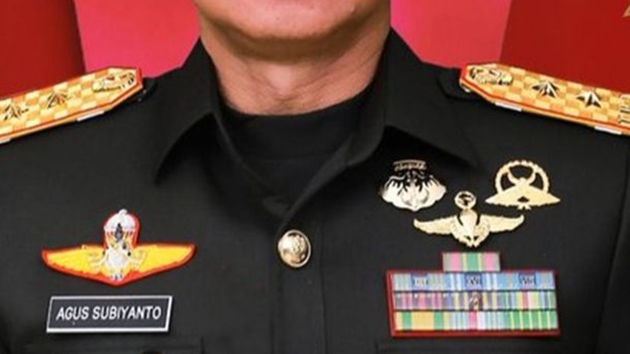 Jalur Kilat Jenderal Agus Subiyanto Diusulkan Jokowi Jadi Panglima TNI, Baru Banget Jabat Kasad
