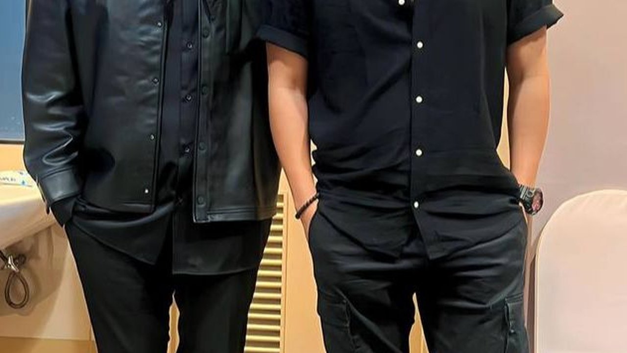 Potret Ifan Seventeen & Kembarannya yang Lahir 5 Menit Lebih Awal