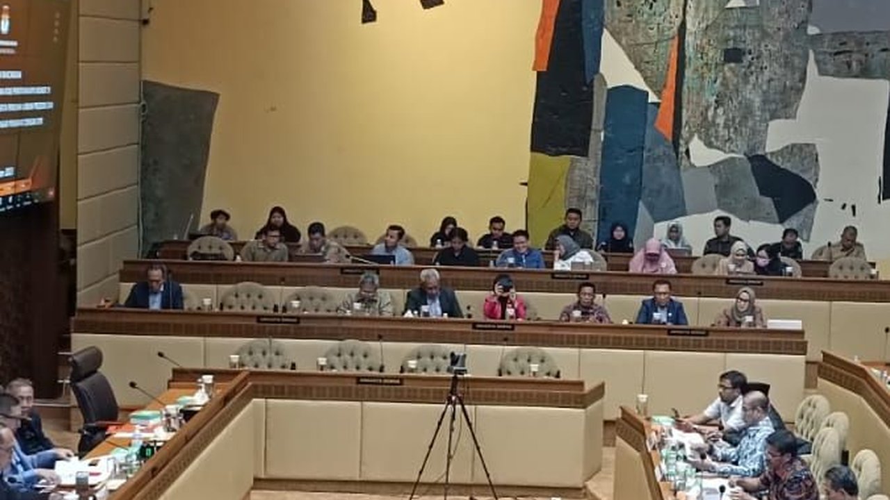 Resmi, DPR Setujui Perubahan PKPU Syarat Capres-Cawapres Sesuai Putusan MK