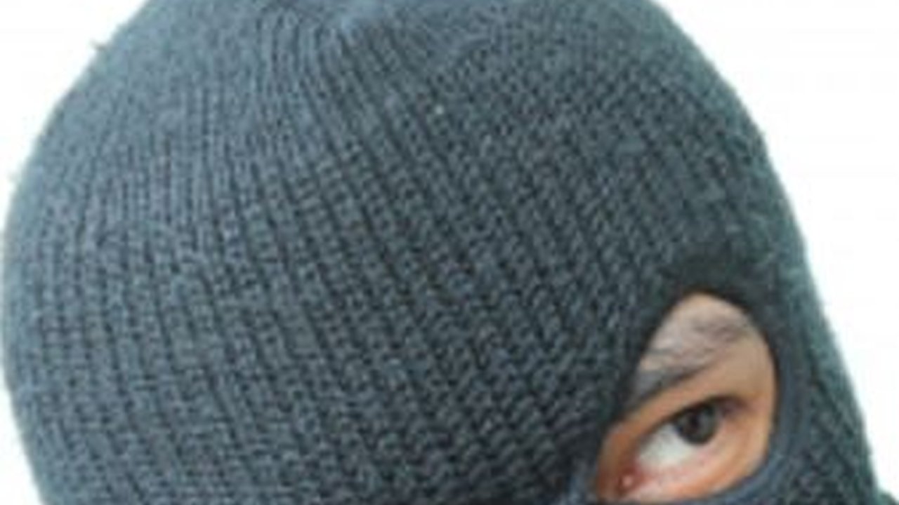 Viral Wanita Pegawai Minimarket Tahan Motor Pencuri, Tak ada yang Bantu Warga Sekitar hanya Diam Melongo