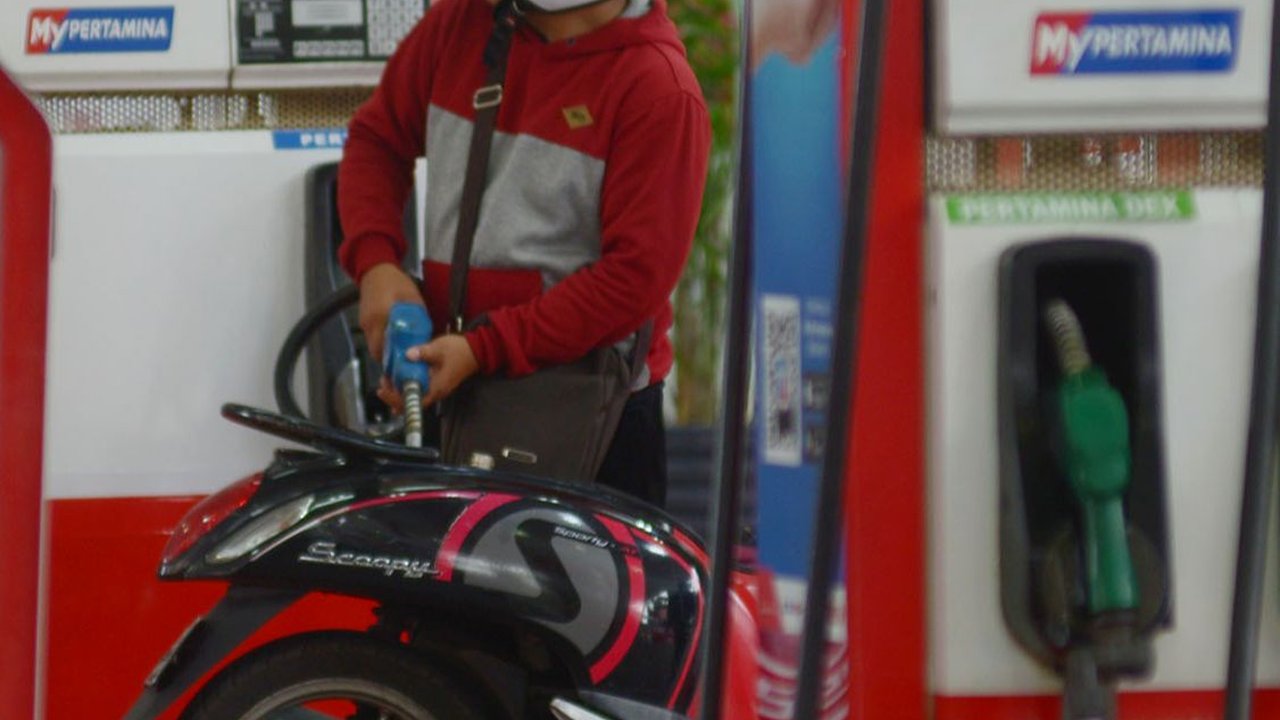 Harga Pertamax Naik, Ojek Online Keluhkan Antrean Pertalite Makin Panjang