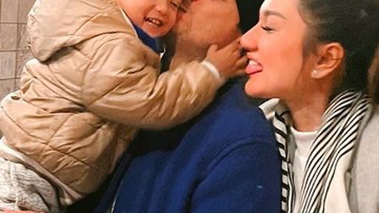 Kini Main di Satu Cinta Dua Hati, Intip Potret Andrew Andika Bersama Keluarga Kecilnya