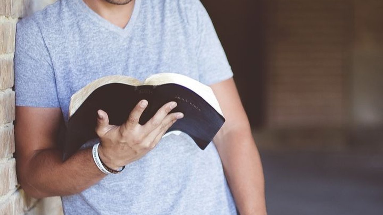Pengertian Footnote hingga Cara Penulisannya, Lengkap Disertai Contohnya