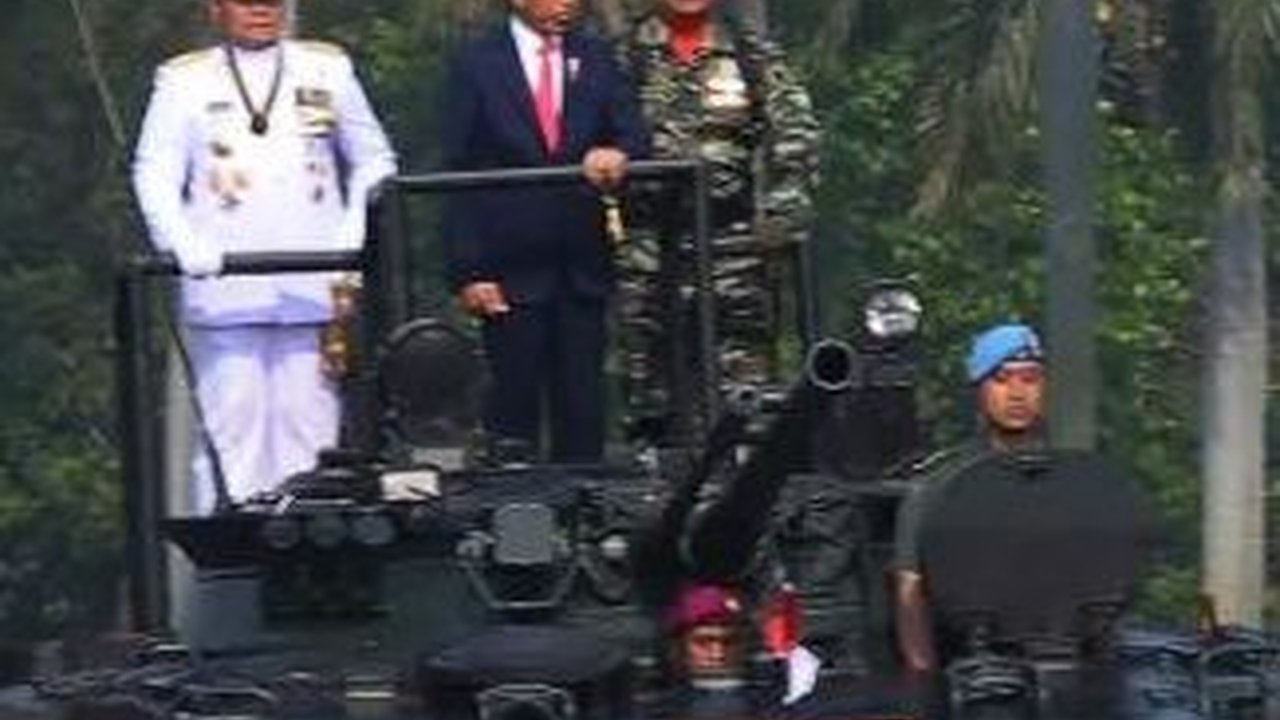 Jokowi Minta TNI Peka Urusan Perut Rakyat, Hati-Hati Pakai Duit Rakyat