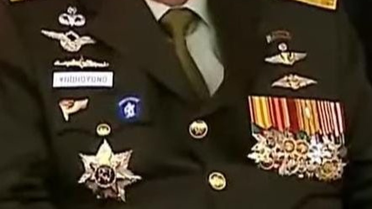 VIDEO: Momen Akrab Menhan Prabowo dan SBY Duduk Sebelahan di HUT ke-78 TNI