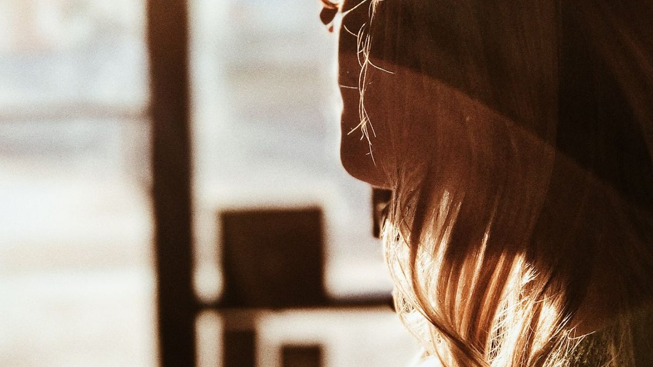 80 Status WA Sindiran buat Suami, Singkat dan Penuh Makna Tersirat