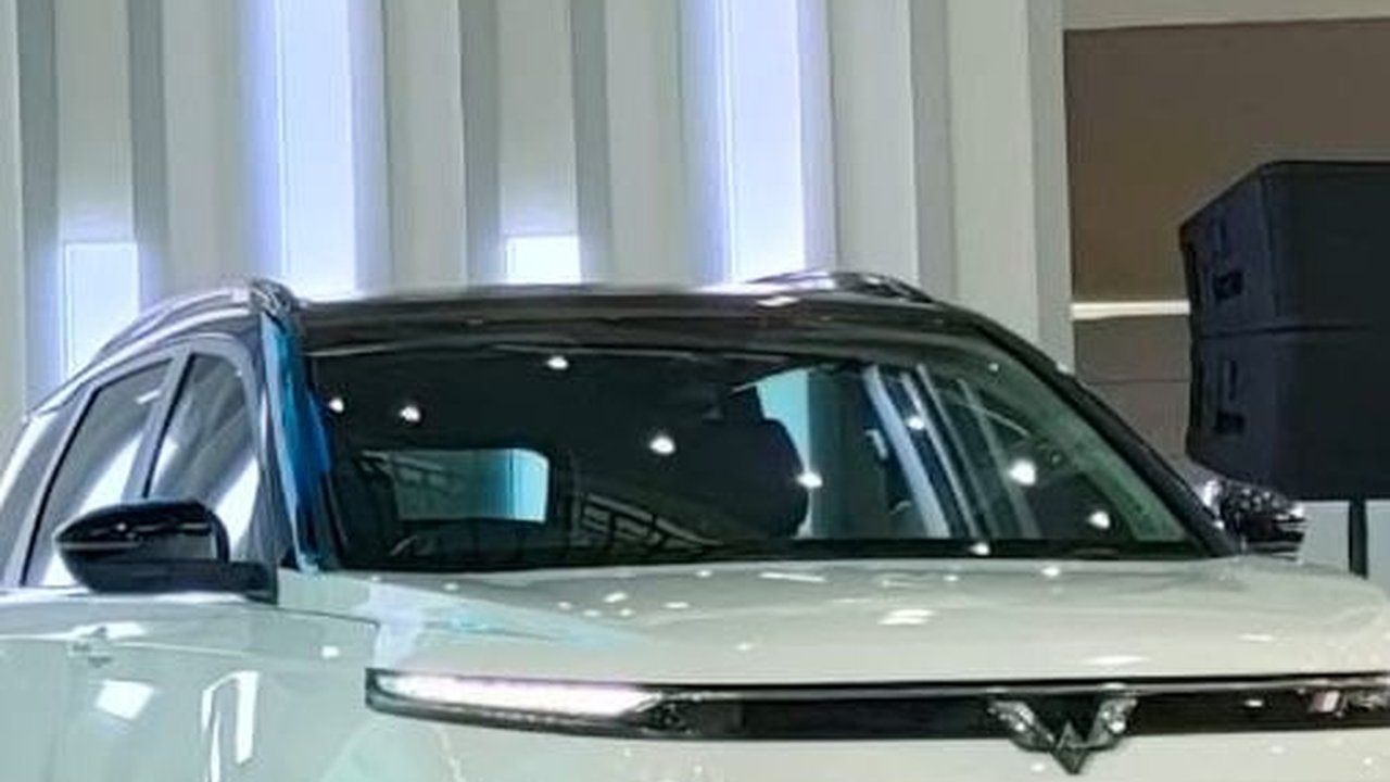 Wuling Almaz RS Hybrid Dijual Rp 438 Juta, SUV 7-Seater Hybrid Termurah Saat Ini!