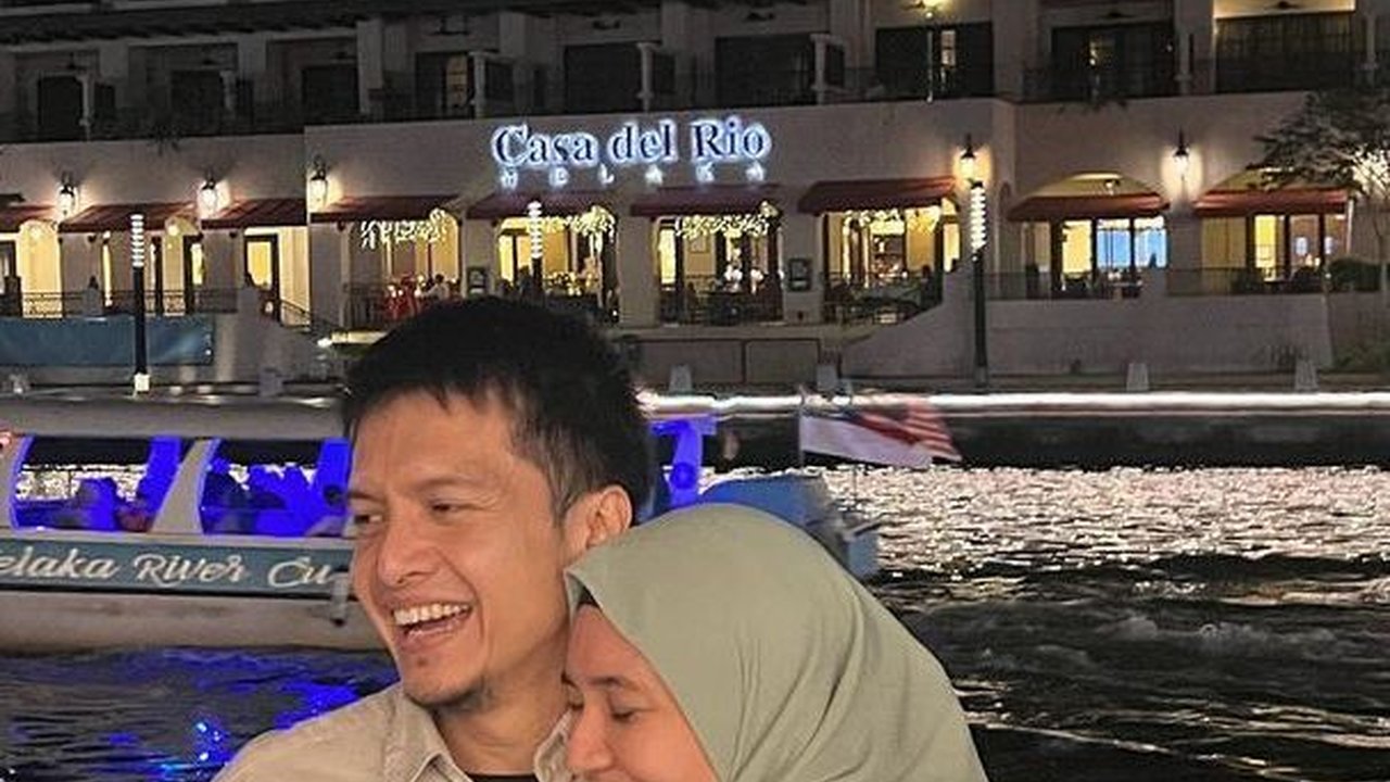 13 Tahun Belum Dikaruniai Buah Hati, Dimas Seto dan Dhini Aminarti Ungkap Punya 46 Anak