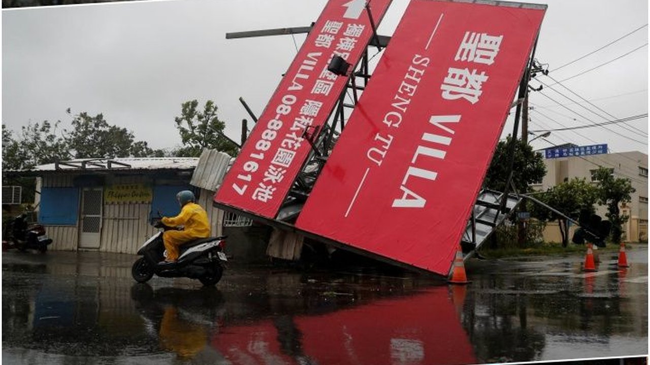 FOTO: Ganasnya Topan Koinu Menyapu Taiwan, Satu Tewas dan 304 Orang Luka-Luka