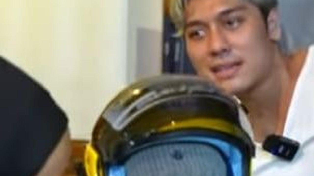 Potret Lucu & Menggemaskan Anak Lesti Kejora dan Rizky Billar Diajak Naik Motor ke Warung Kopi