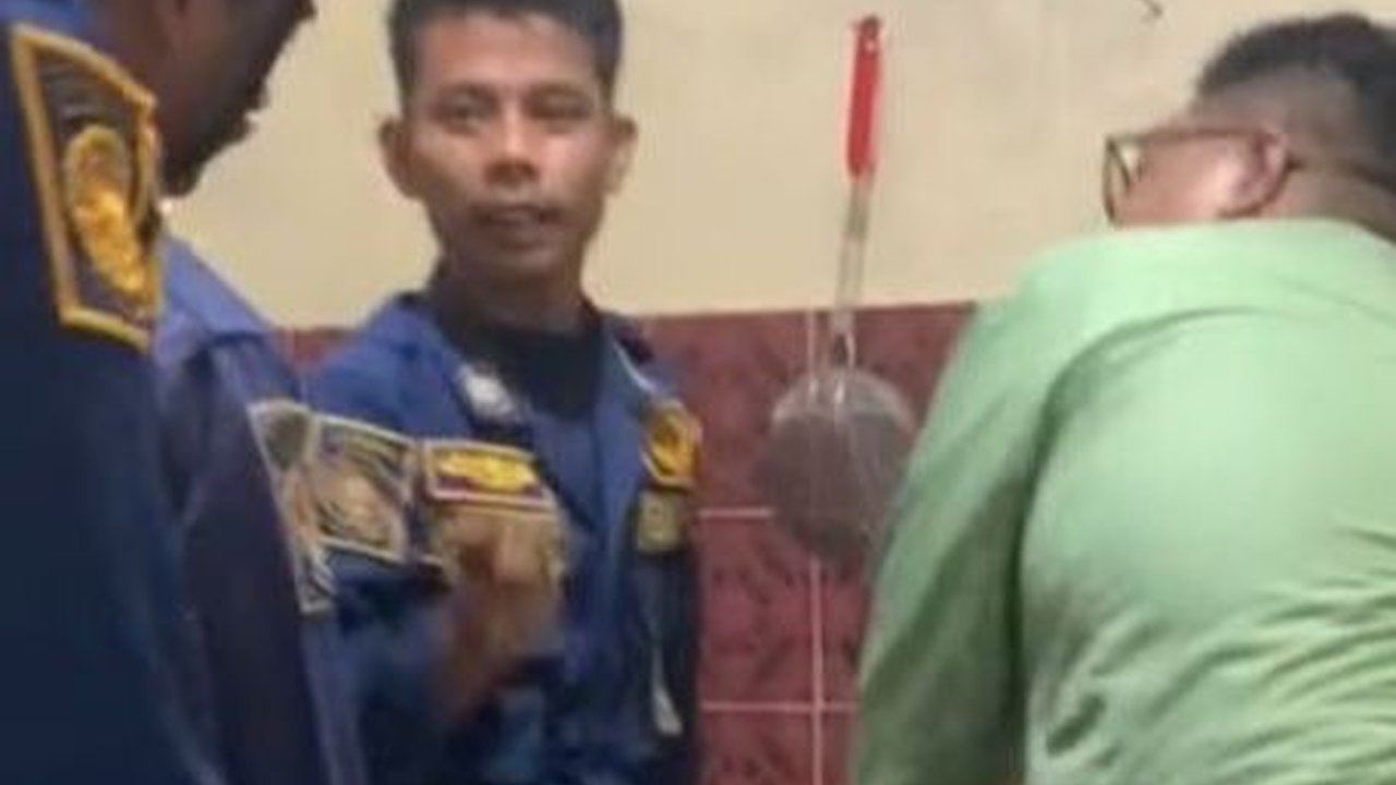 Viral Aksi Anak Kos Panggil Damkar untuk Pasang Gas, Malah Dimarahi Warganet