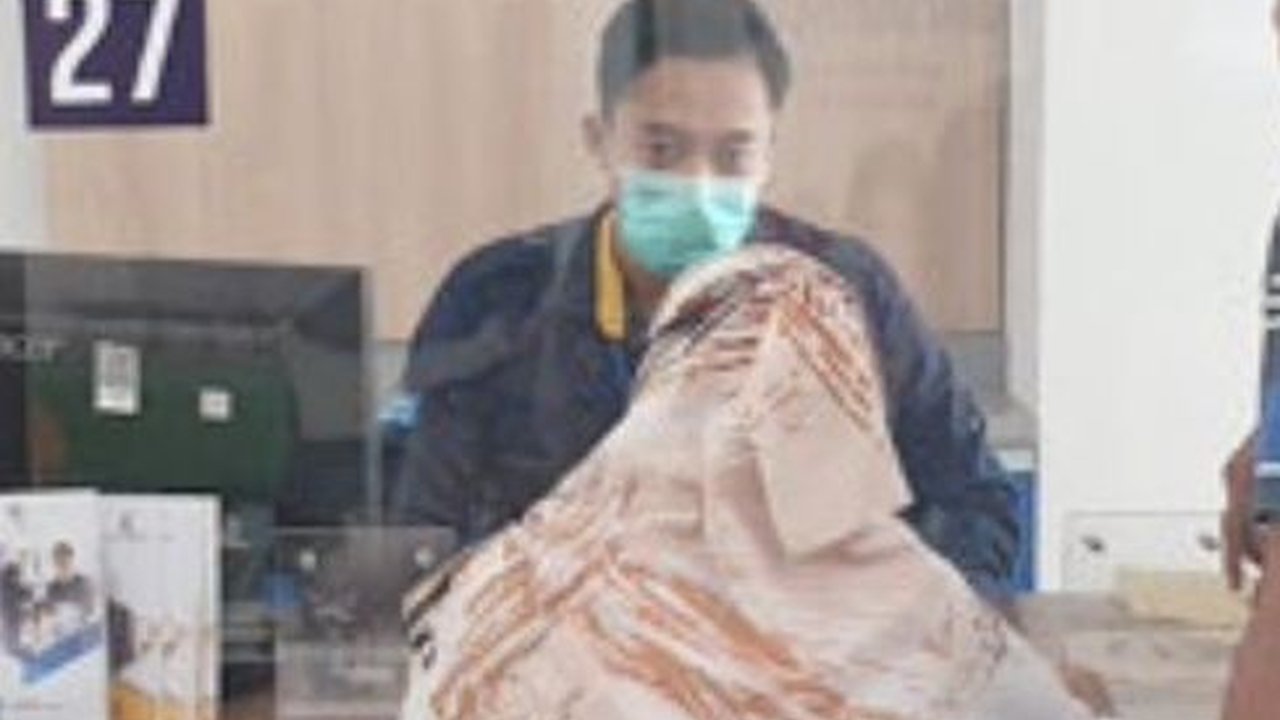 Taspen Serahkan Manfaat Pensiun ke Zulkifli Hasan Sebagai Wakil Ketua MPR